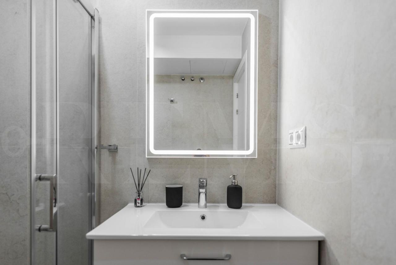 Stylish Studio Near Plaza De La Merced - Center Малага Экстерьер фото